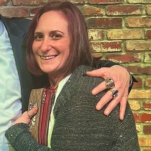 Meet your Posher, Jennie!